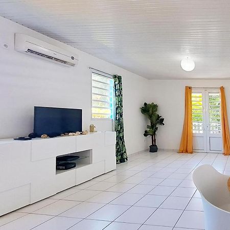 Grand Studio Meuble De 35M² Leilighet Fort-de-France Eksteriør bilde